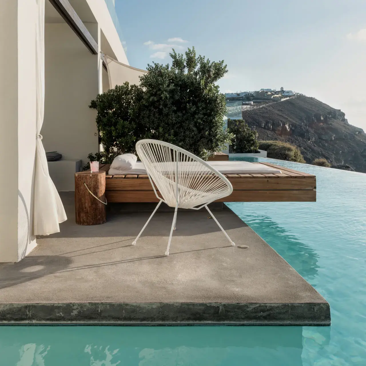 West East Suites, Imerovigli Santorini